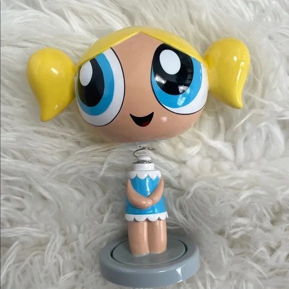 Vintage Powerpuff Girls Save the Day Game with collectable Bubbles Bobblehead - Picture 3 of 11